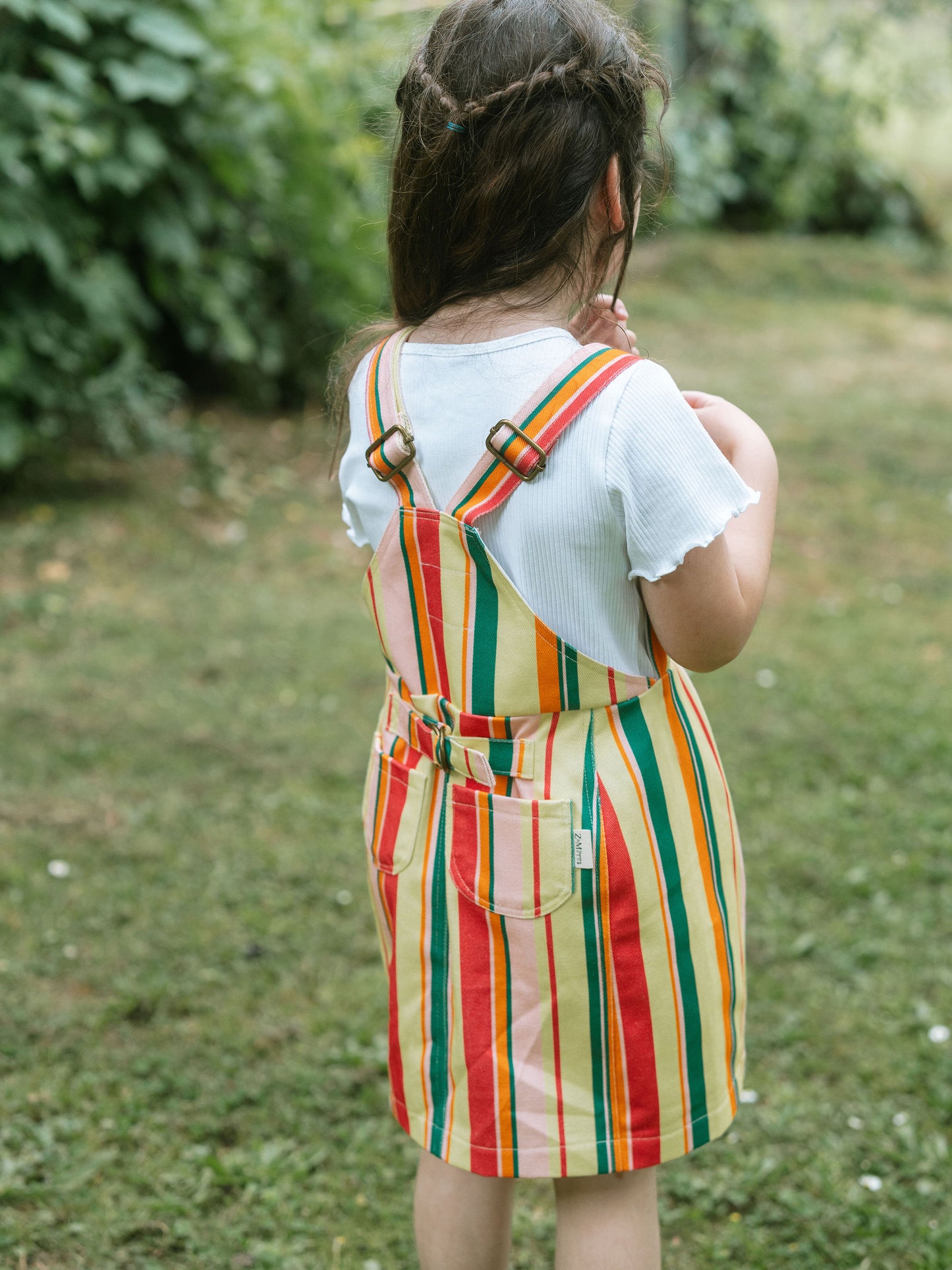 Bubblegum pinafore