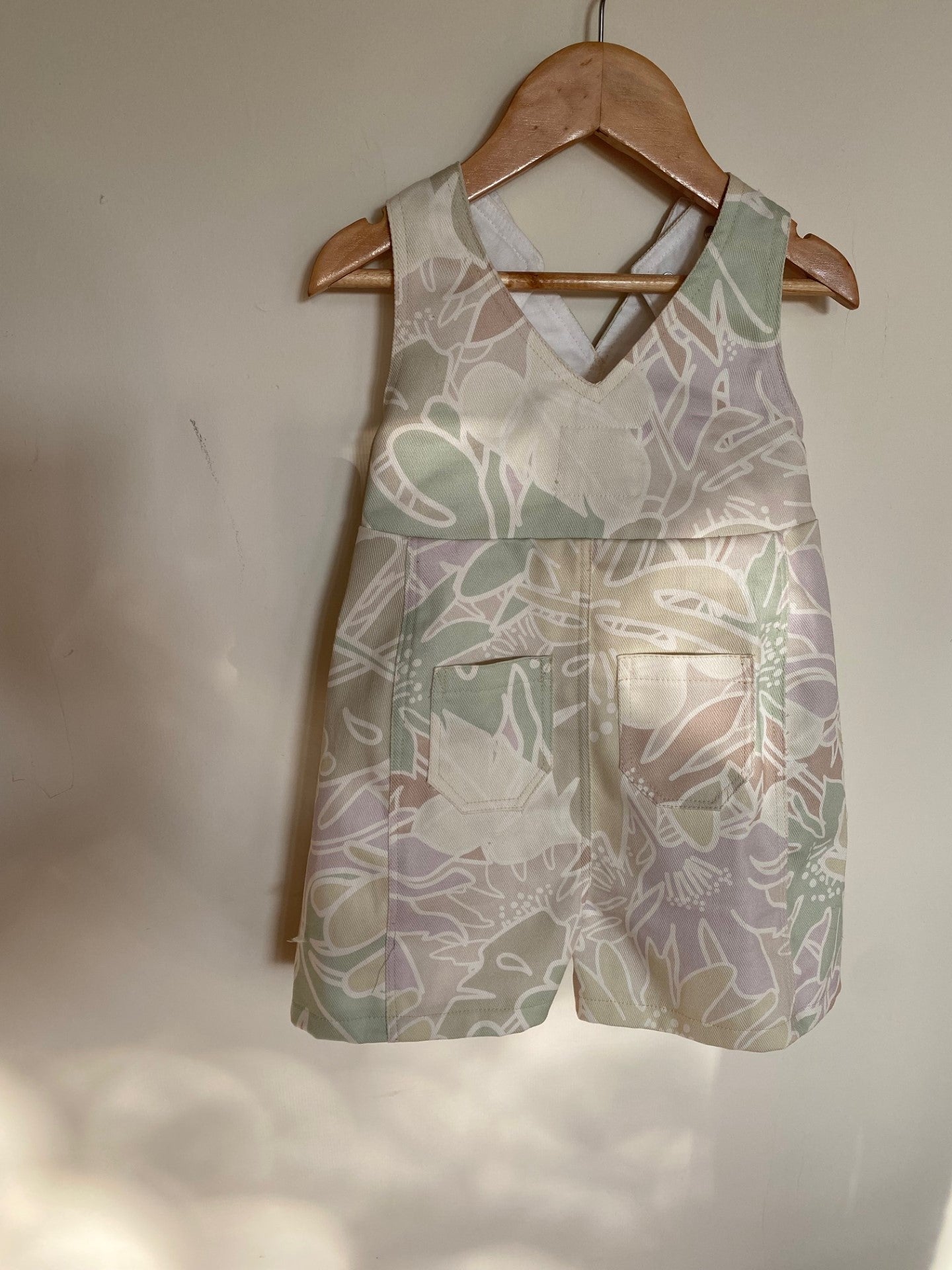 Sage sands V-neck